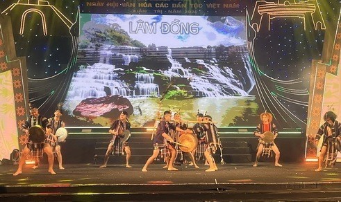 Ngày Văn hóa các dân tộc Việt Nam: Phát triển văn hóa tiên tiến, đậm đà bản sắc - Ảnh 8.