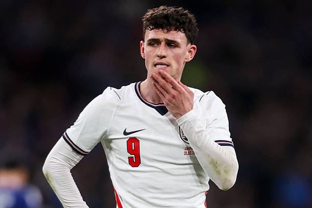 Phil Foden đối mặt nguy cơ lỡ World Cup