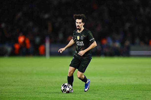 Real Madrid đang sớm lên kế hoạch cho một kỳ chuyển nhượng mùa hè được dự báo sẽ vô cùng bận rộn, và một trong những cái tên nhanh chóng leo lên vị trí cao trong danh sách mục tiêu của họ là Vitinha.