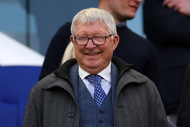 Sir Alex Ferguson không có sự nghiệp nổi bật nhưng đã trở thành HLV  nổi tiếng