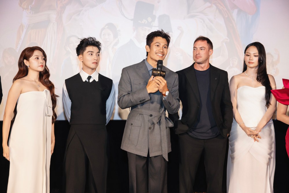 Đạo diễn Đức Thịnh: “Tôi đóng Trùm Sò vì thương vợ” - Ảnh 4.