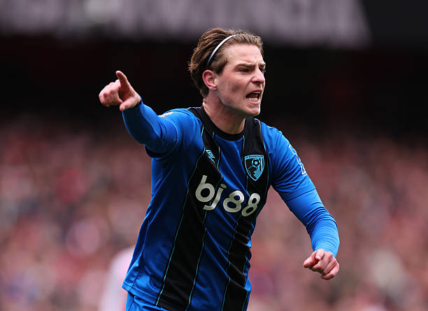 Alex Scott có thể trở thành “Carrick phiên bản 2.0”.của MU