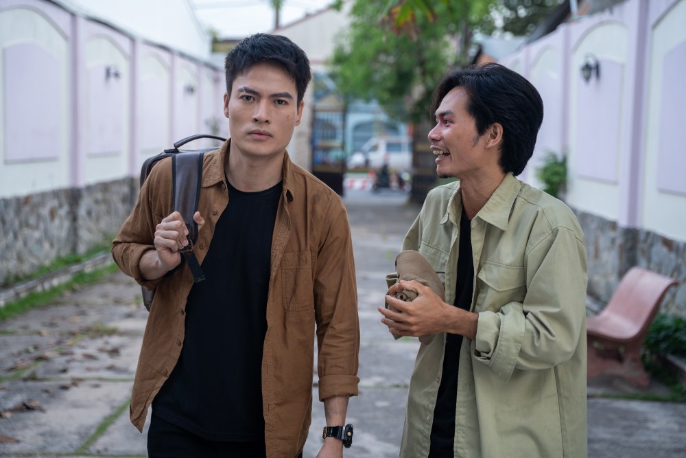 Review “Heo năm móng”: Mượn kinh dị để gửi thông điệp cái giá của tình yêu mù quáng - Ảnh 1.