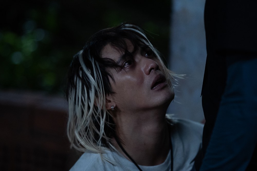 Review “Heo năm móng”: Mượn kinh dị để gửi thông điệp cái giá của tình yêu mù quáng - Ảnh 2.