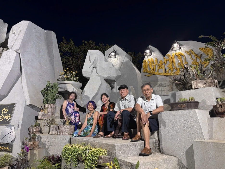 Điêu khắc gia Ngô Xuân Lai với “Vườn X” Côn Đảo - Ảnh 4.