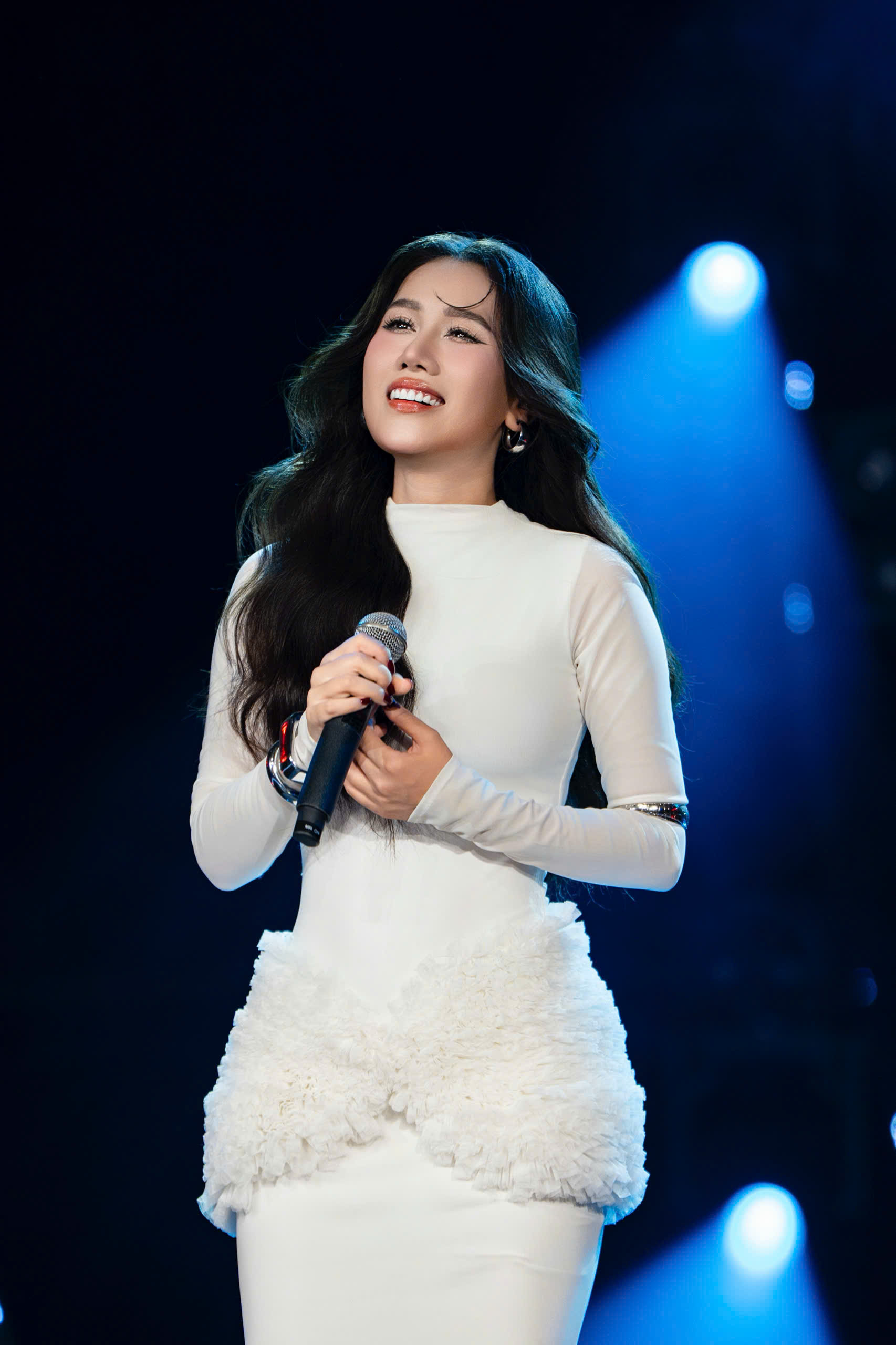 Nghệ sĩ nói gì về hát nhép? Đồng tình: Cấm! - Ảnh 10.