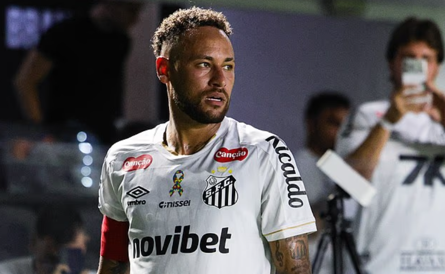 Miệt thị trọng tài, Neymar đối mặt án treo giò 10 trận, cơ hội dự World Cup 2026 dần tan biến - Ảnh 1.