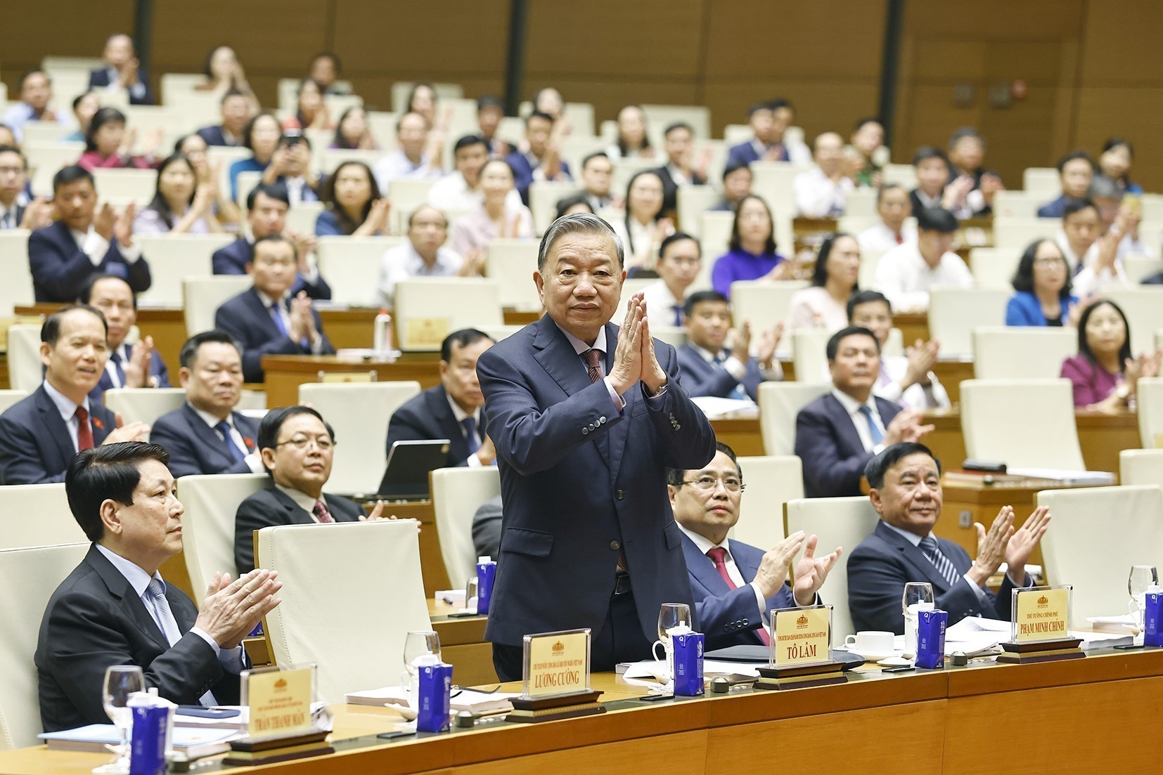 Kỳ họp thứ Nhất của Quốc hội khóa XVI và đòi hỏi mới của một kỷ nguyên phát triển - Ảnh 1.