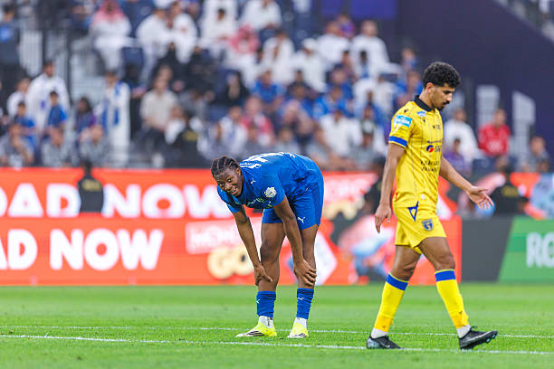 Rạng sáng 5/4, Al Hilal bị Al Taawon cầm hòa 2-2 trên sân nhà, tạo bước ngoặt lớn trong cuộc đua vô địch Saudi Pro League.