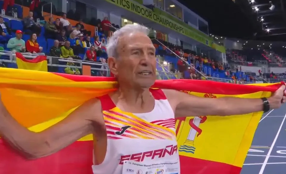 Ở tuổi 90, Manuel Alonso gây kinh ngạc cho làng điền kinh khi lập cú đúp kỷ lục thế giới tại Giải vô địch châu Âu dành cho các VĐV lão tướng ở Torun (Ba Lan).