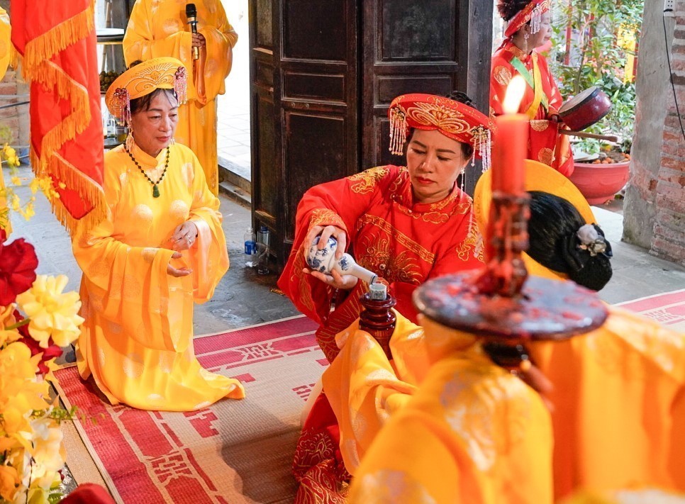 Hội đền, chùa Bà Tấm - tri ân công đức Hoàng Thái hậu Ỷ Lan - Ảnh 6. Hội đền, chùa Bà Tấm - tri ân công đức Hoàng Thái hậu Ỷ Lan - Ảnh 6.