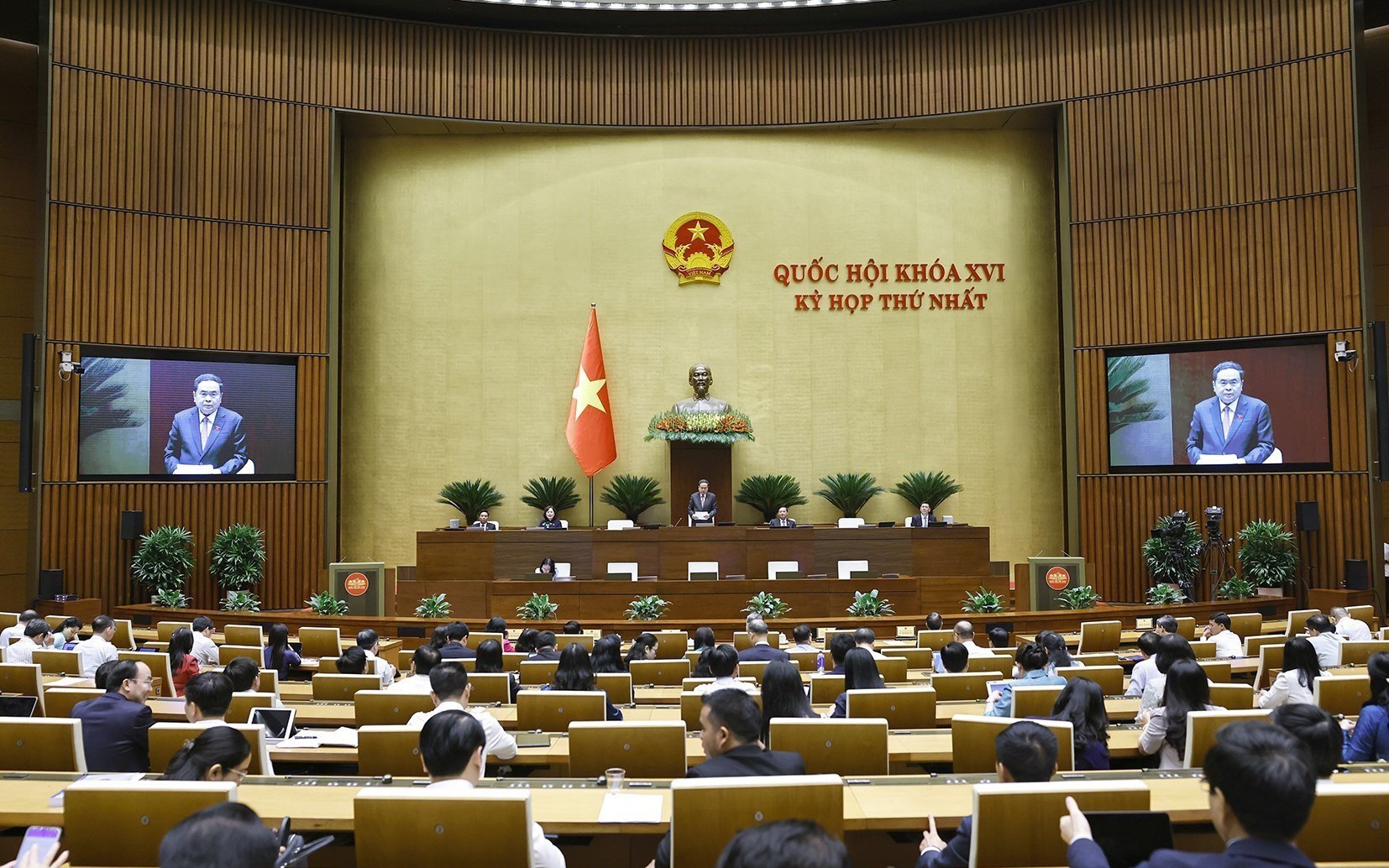 Kỳ họp thứ Nhất, Quốc hội khóa XVI: 17 Bộ trưởng, trưởng ngành nhiệm kỳ 2026-2031