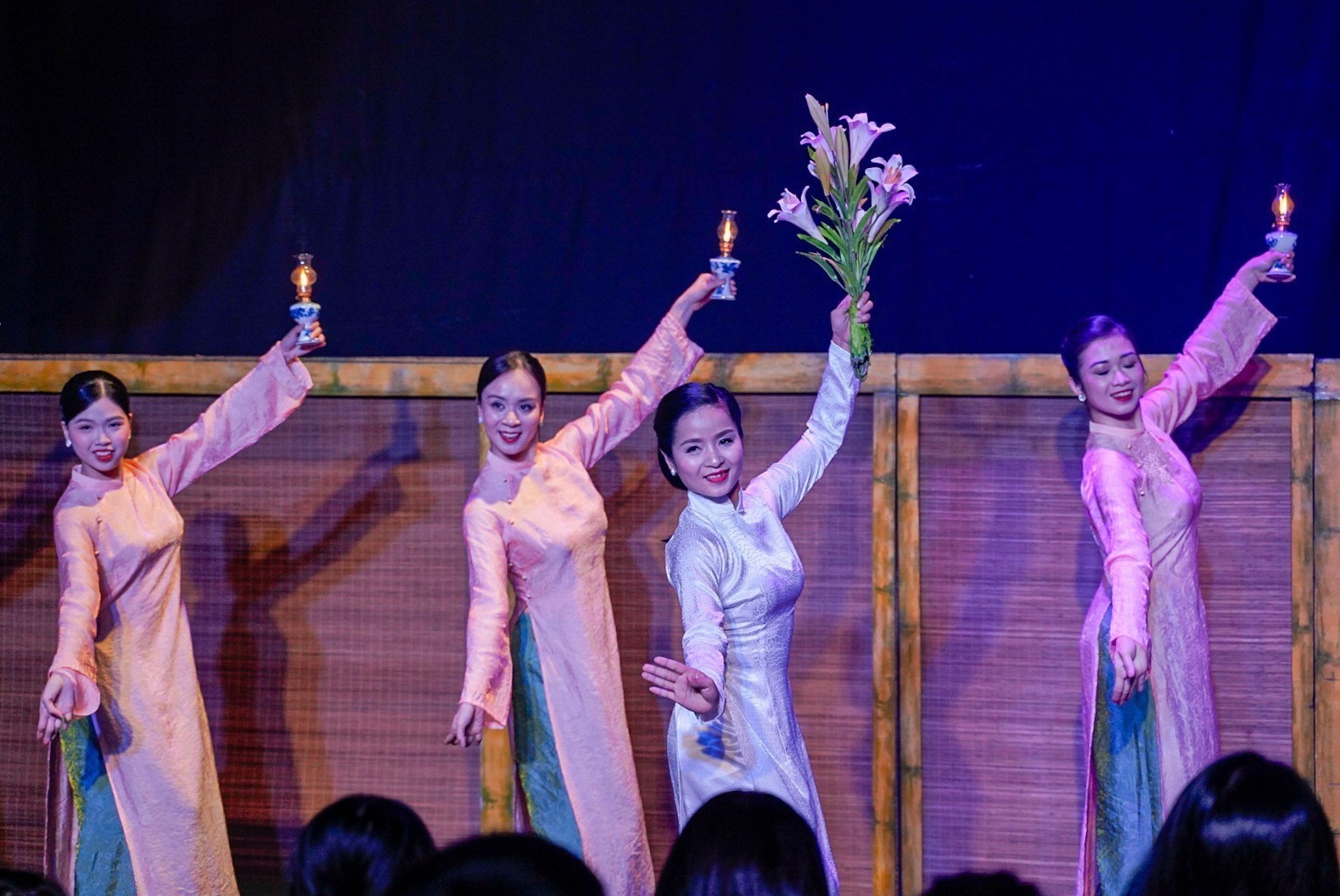 Tái hiện ký ức Hà Nội xưa trong "In bóng Long Thành" - Ảnh 7.