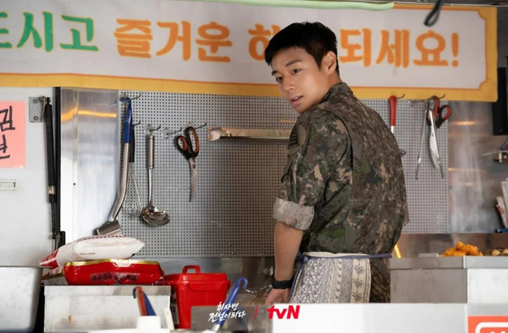 “The Legend of Kitchen Soldier” vượt phim Netflix, dẫn đầu độ mong chờ K-Drama trước giờ lên sóng - Ảnh 3.