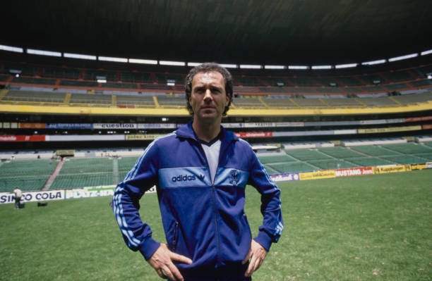 World Cup trong tôi: Mexico 86, tôi ngưỡng mộ Franz Beckenbauer từ đó - Ảnh 1. World Cup trong tôi: Mexico 86, tôi ngưỡng mộ Franz Beckenbauer từ đó - Ảnh 1.