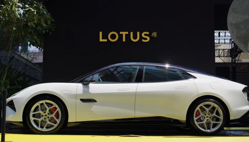 Cuộc đổ bộ của Lotus: Tuần đầu tiên gây "bão" - Ảnh 3.