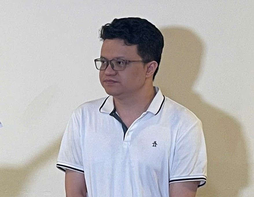 Khởi tố ca sĩ Bolero Quang Lập - Ảnh 1.