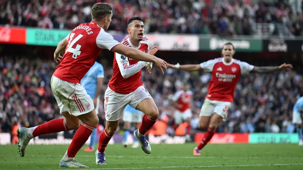 Những khoảnh khắc then chốt giúp Arsenal vô địch Premier League - Ảnh 2.