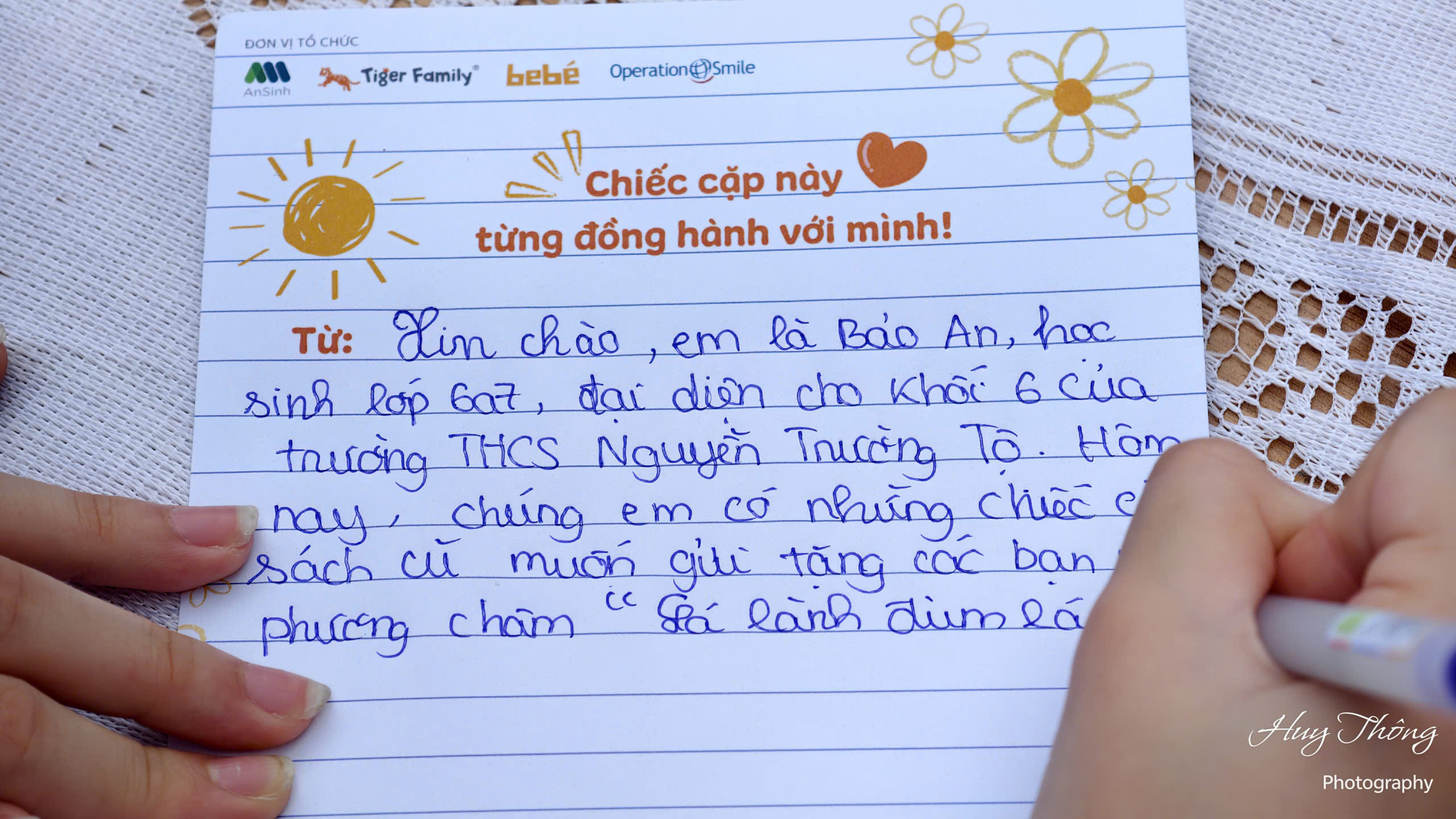 Phát động chương trình "Chiếc cặp cho em" năm 2026: Tròn một thập niên gieo mầm nhân ái - Ảnh 9. Phát động chương trình "Chiếc cặp cho em" năm 2026: Tròn một thập niên gieo mầm nhân ái - Ảnh 9.