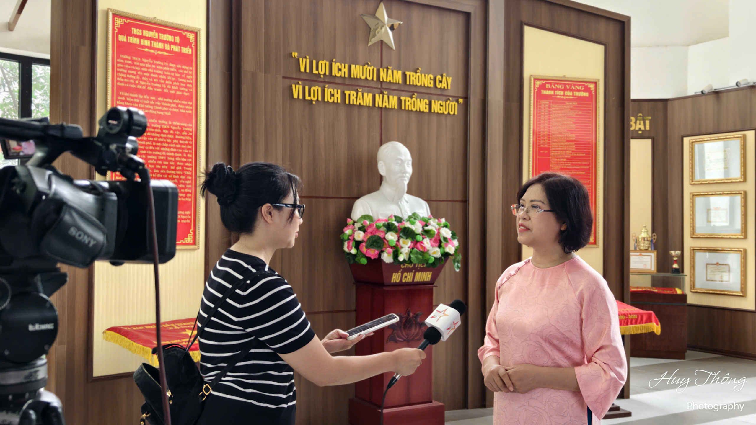 Phát động chương trình "Chiếc cặp cho em" năm 2026: Tròn một thập niên gieo mầm nhân ái - Ảnh 14. Phát động chương trình "Chiếc cặp cho em" năm 2026: Tròn một thập niên gieo mầm nhân ái - Ảnh 14.