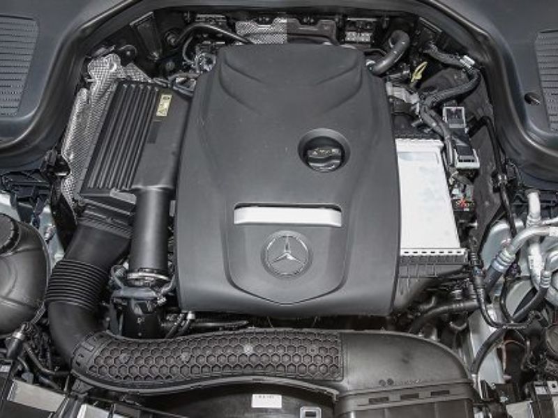 Thị trường phụ tùng Mercedes 2026: Người dùng đang ưu tiên OEM thay vì hàng hãng? - Ảnh 1. Thị trường phụ tùng Mercedes 2026: Người dùng đang ưu tiên OEM thay vì hàng hãng? - Ảnh 1.