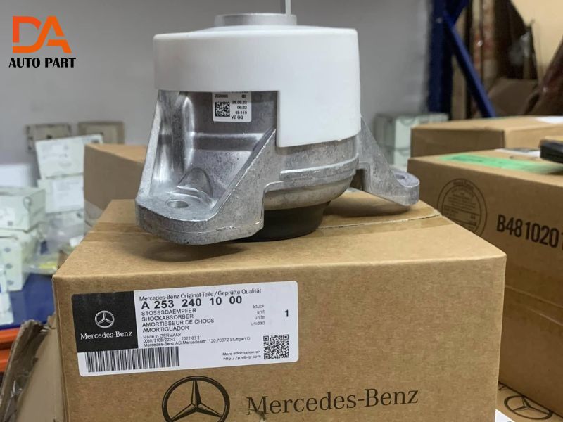 Thị trường phụ tùng Mercedes 2026: Người dùng đang ưu tiên OEM thay vì hàng hãng? - Ảnh 2. Thị trường phụ tùng Mercedes 2026: Người dùng đang ưu tiên OEM thay vì hàng hãng? - Ảnh 2.