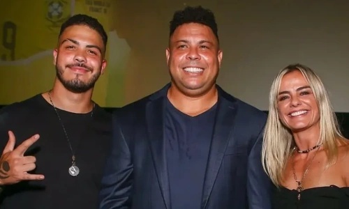 Con trai Ronaldo không còn đá bóng, chuyển sang làm DJ chuyên nghiệp - Ảnh 2.