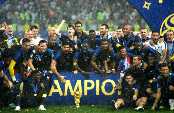 Tuyển Pháp vô địch World Cup 2018, á quân World Cup 2022 và tiếp tục là ứng viên vô địch hàng đầu ở World Cup 2026
