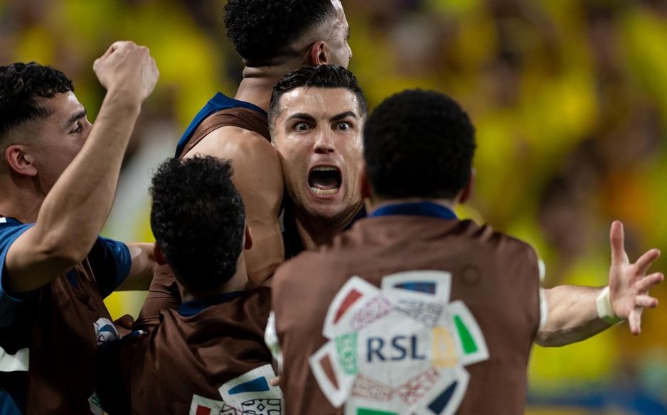 Ronaldo lập cú đúp, lần đầu tiên vô địch Saudi Pro League - Ảnh 2.