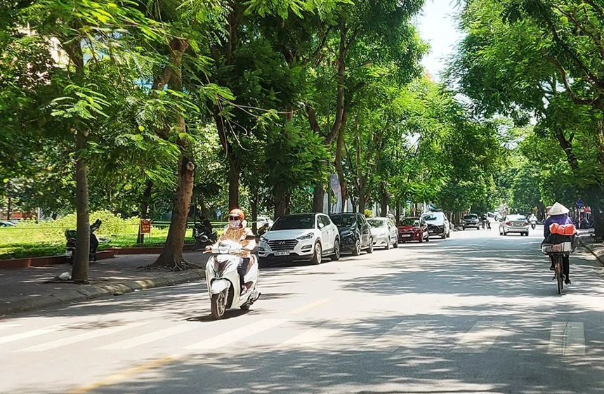 Dự báo thời tiết ngày 22/5: Nắng nóng trở lại Bắc Bộ và Trung Bộ, có nơi vượt 37 độ C - Ảnh 1.