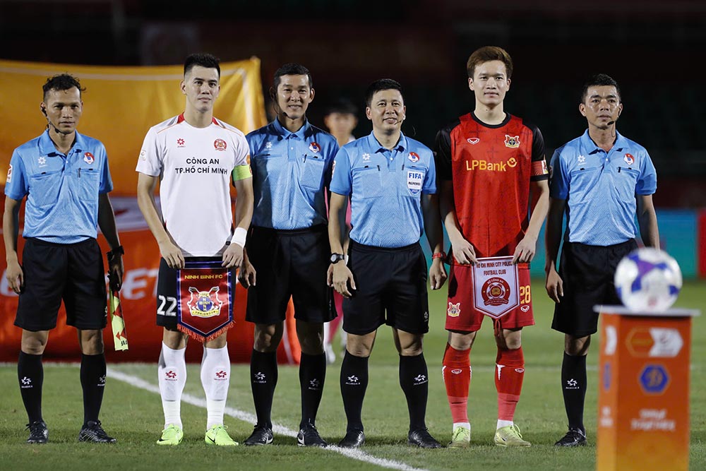 Lịch thi đấu bóng đá hôm nay 23/5: Trực tiếp Ninh Bình vs CATPHCM, Đà Nẵng vs Hải Phòng - Ảnh 1. Lịch thi đấu bóng đá hôm nay 23/5: Trực tiếp Ninh Bình vs CATPHCM, Đà Nẵng vs Hải Phòng - Ảnh 1.