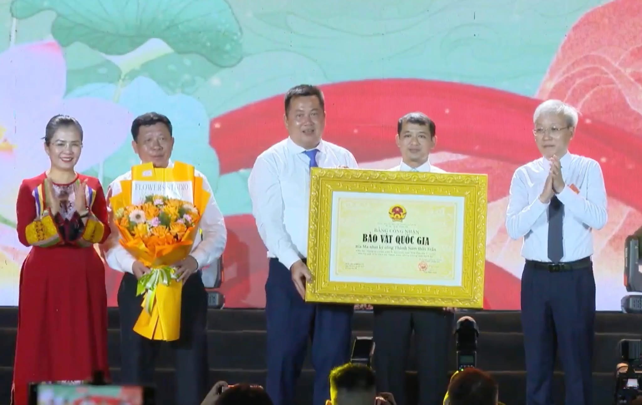Bảo vật Bia Ma Nhai - dấu tích của một thời đại hào hùng từ thời Trần năm 1335 - Ảnh 2. Bảo vật Bia Ma Nhai - dấu tích của một thời đại hào hùng từ thời Trần năm 1335 - Ảnh 2.