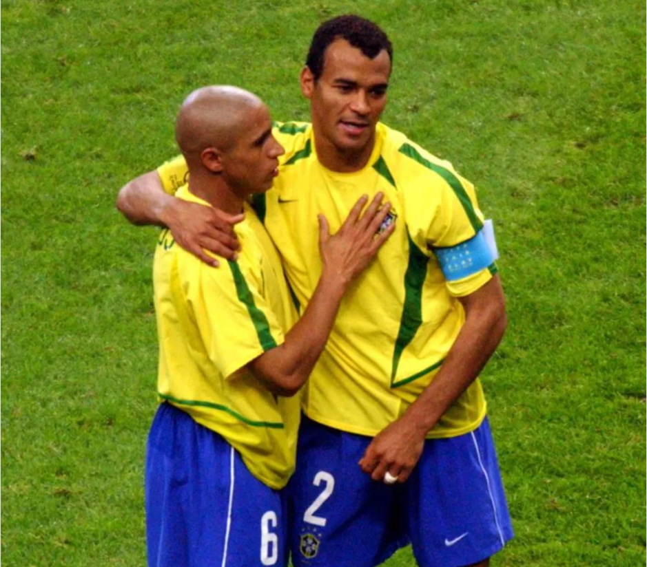 Huyền thoại bóng đá Anh gạch tên Cristiano Ronaldo khỏi đội hình vĩ đại nhất World Cup - Ảnh 2. Ronaldo