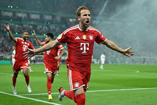 Harry Kane lập hat-trick, giúp Bayern Munich vượt qua VfB Stuttgart với tỷ số 3-0 trong trận chung kết Cúp Quốc gia Đức rạng sáng 24/5 Harry Kane lập hat-trick, giúp Bayern Munich vượt qua VfB Stuttgart với tỷ số 3-0 trong trận chung kết Cúp Quốc gia Đức rạng sáng 24/5