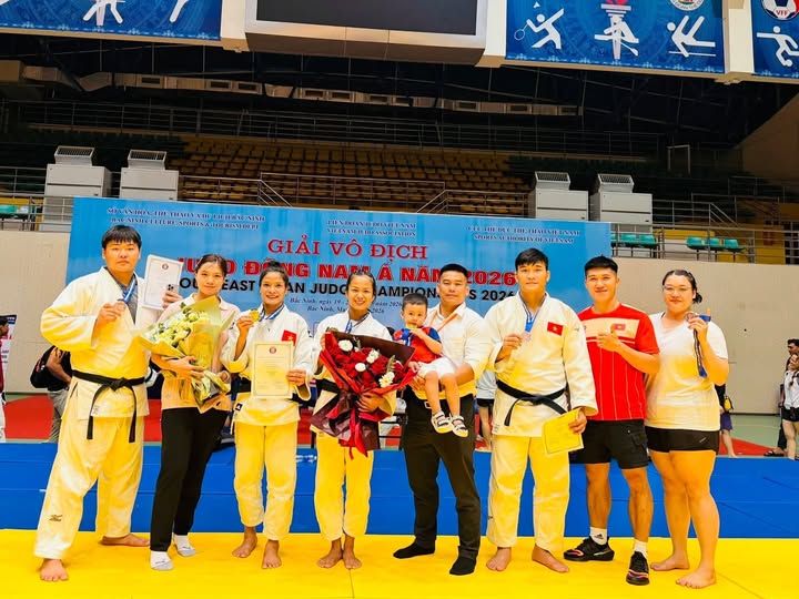Đội tuyển judo Việt Nam đã khép lại hành trình tại Giải Vô địch Judo Đông Nam Á 2026 với thành tích rất ấn tượng, khi giành tổng cộng 119 huy chương các loại, gồm 33 huy chương vàng, 35 huy chương bạc và 51 huy chương đồng.