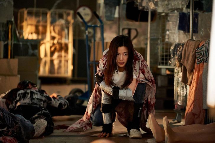 "Colony" tạo địa chấn phòng vé 2026 - hồi sinh cơn sốt zombie Hàn Quốc - Ảnh 4. "Colony" tạo địa chấn phòng vé 2026 - hồi sinh cơn sốt zombie Hàn Quốc - Ảnh 4.