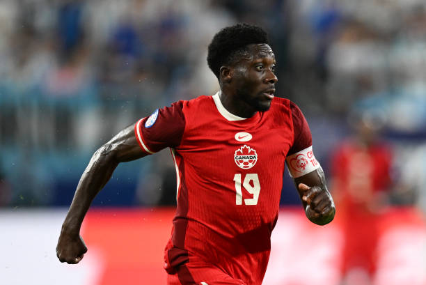 Alphonso Davies là ngôi sao sáng giá nhất của tuyển Canada Alphonso Davies là ngôi sao sáng giá nhất của tuyển Canada