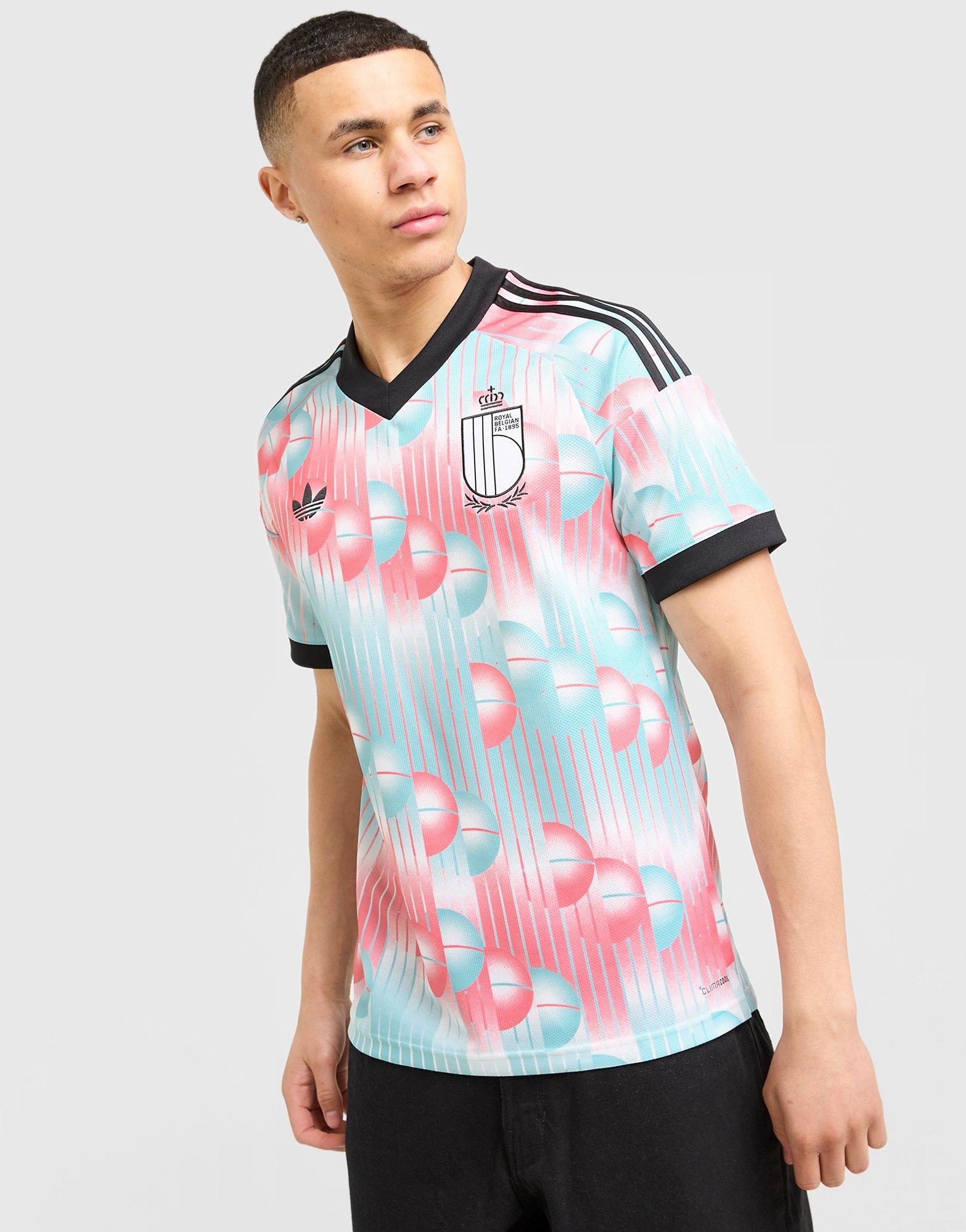 Top 10 mẫu áo đấu đẹp nhất World Cup 2026 - Ảnh 9. Top 10 mẫu áo đấu đẹp nhất World Cup 2026 - Ảnh 9.