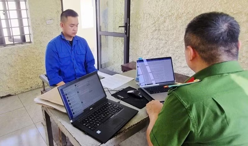 Khởi tố các đối tượng liên quan website bóng đá lậu ‘Bún Chả TV’ - Ảnh 1.