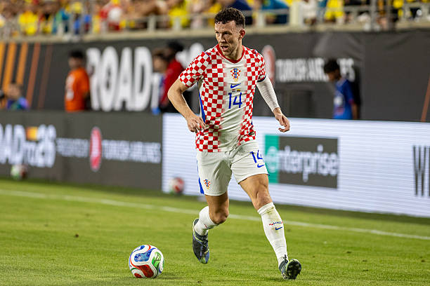 Ivan Perisic: “Croatia là đất nước nhỏ, nhưng chúng tôi luôn chứng minh rằng bằng đam mê, sự đoàn kết và quyết tâm, chúng tôi có thể cạnh tranh với bất kỳ ai trên sân khấu lớn nhất”. Ivan Perisic: “Croatia là đất nước nhỏ, nhưng chúng tôi luôn chứng minh rằng bằng đam mê, sự đoàn kết và quyết tâm, chúng tôi có thể cạnh tranh với bất kỳ ai trên sân khấu lớn nhất”.