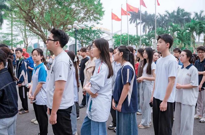 Công bố phổ điểm thi đánh giá năng lực (HSA) của Đại học Quốc gia Hà Nội năm 2026 - Ảnh 1. Công bố phổ điểm thi đánh giá năng lực (HSA) của Đại học Quốc gia Hà Nội năm 2026 - Ảnh 1.