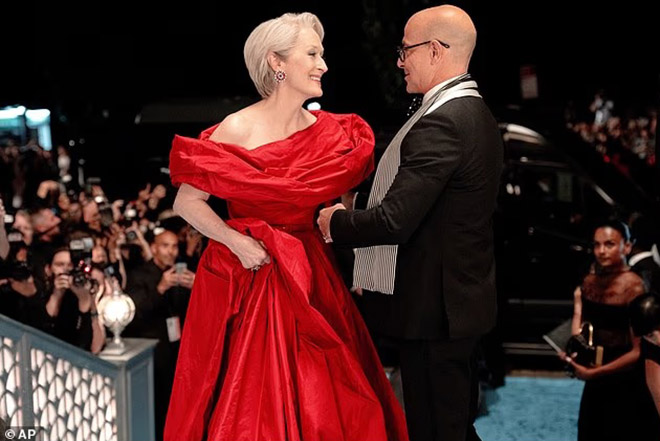 Meryl Streep tái xuất trong "The Devil Wears Prada 2": Khi biểu tượng quyền lực bước vào kỷ nguyên mới - Ảnh 4.