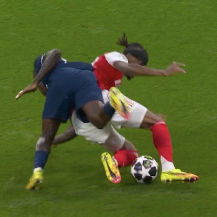 TRỰC TIẾP bóng đá PSG vs Arsenal: Trọng tài từ chối 11m cho "Pháo thủ" (Hiệp phụ 1, 1-1) - Ảnh 3. TRỰC TIẾP bóng đá PSG vs Arsenal: Trọng tài từ chối 11m cho "Pháo thủ" (Hiệp phụ 1, 1-1) - Ảnh 3.