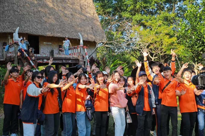 Nhiều hoạt động trong “Ngày hội gia đình” tại Làng Văn hóa - Du lịch các dân tộc Việt Nam - Ảnh 1.