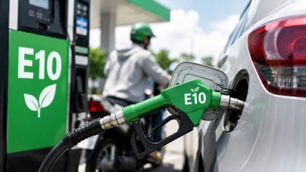 Những kẻ “phá bĩnh” về xăng E10 - Ảnh 1. Những kẻ “phá bĩnh” về xăng E10 - Ảnh 1.
