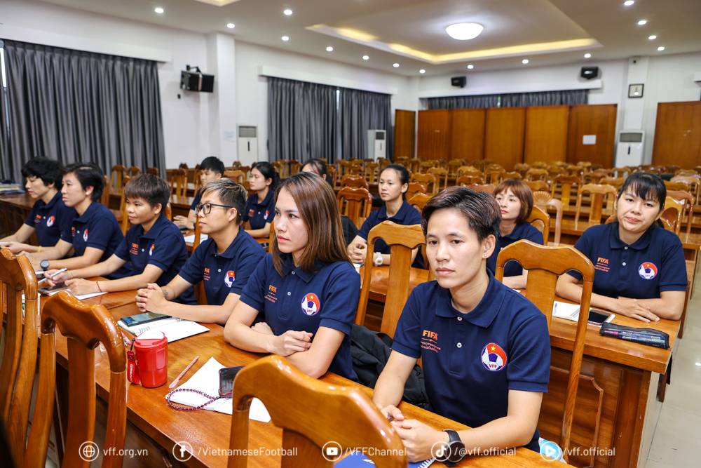 Tin nóng bóng đá Việt hôm nay 8/5: U17 nữ Việt Nam phải nỗ lực hơn; HLV Phan Như Thuật ra mắt CLB Hà Tĩnh - Ảnh 3.