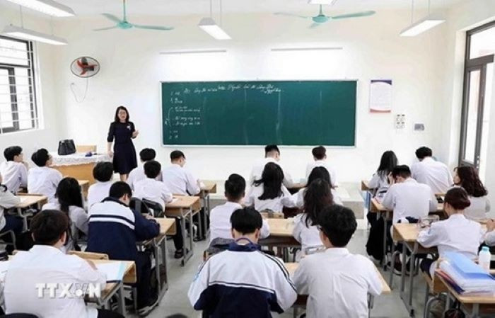 Bộ Tư pháp đề nghị thành phố Hà Nội bãi bỏ quy định về dạy thêm, học thêm trái pháp luật - Ảnh 1.