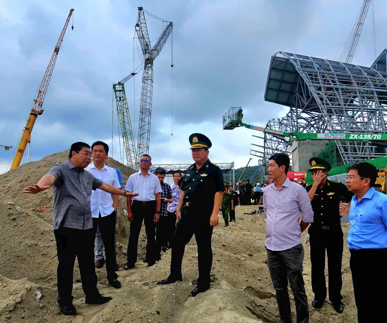 Bí thư Tỉnh ủy An Giang yêu cầu đẩy nhanh tiến độ các công trình phục vụ APEC 2027 - Ảnh 2.