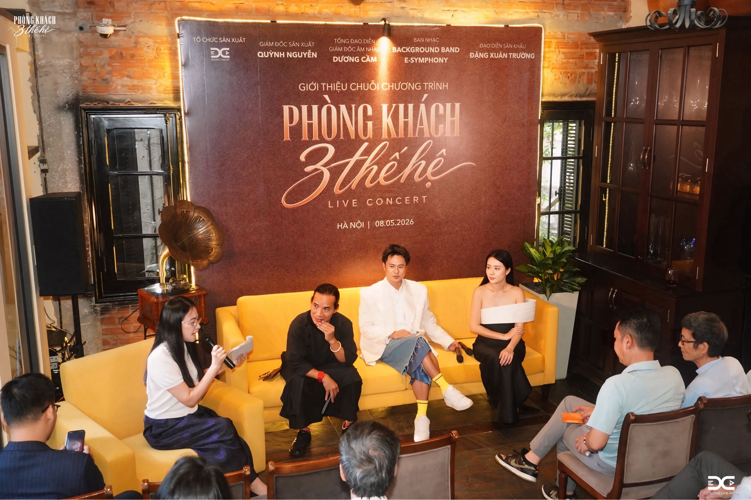 Dựng "Phòng khách" trong Nhà hát, 3 thế hệ cùng hát, 3 thế hệ cùng nghe - Ảnh 1.