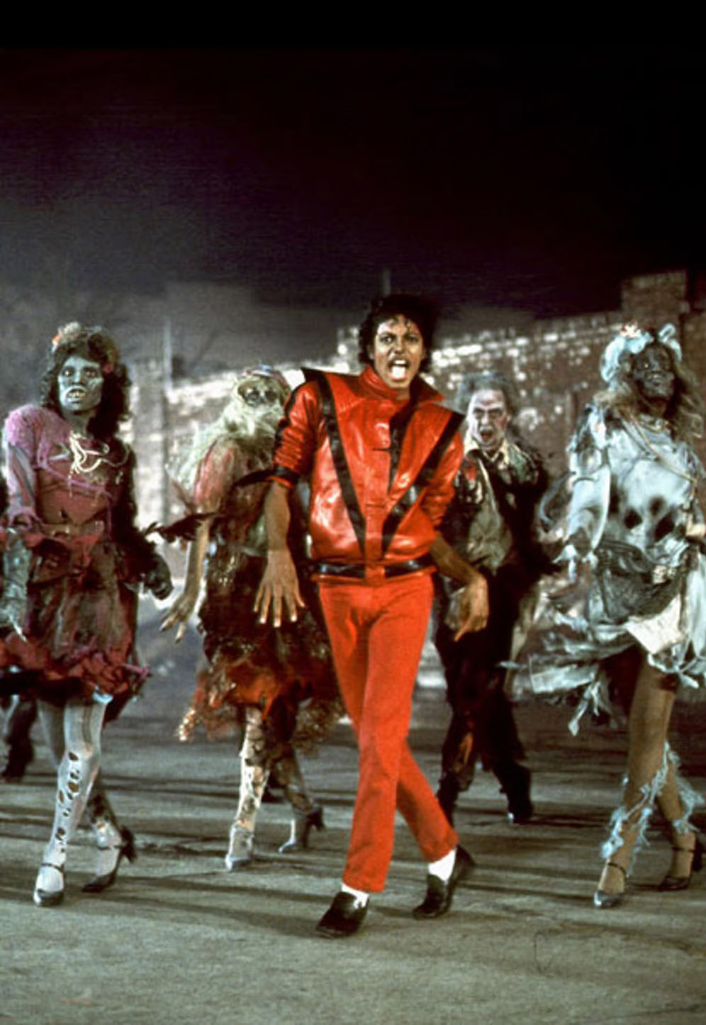 Michael Jackson lập kỳ tích vô tiền khoáng hậu sau 17 năm qua đời - Ảnh 7. Michael Jackson lập kỳ tích vô tiền khoáng hậu sau 17 năm qua đời - Ảnh 7.